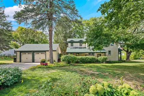 1108 County Road B E, Maplewood, MN 55109