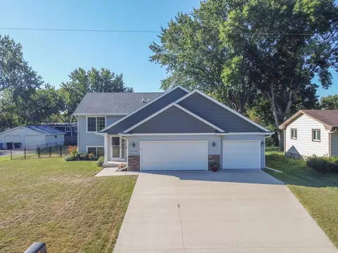 9955 101st Ave N, Maple Grove, MN 55369
