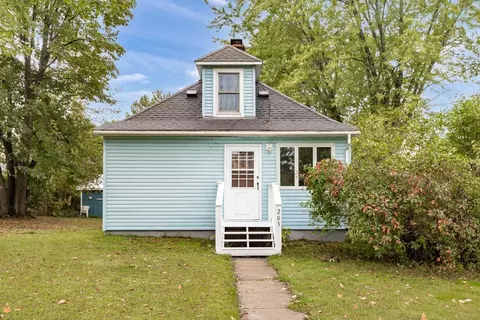 205 Hartley St, Coleraine, MN 55722