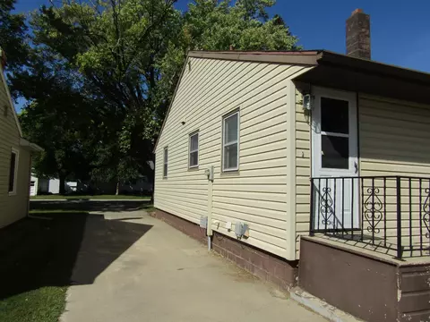 36 N Bordson St, Appleton, MN 56208 photo 2