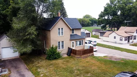 528 9th St NW, Faribault, MN 55021 photo 4