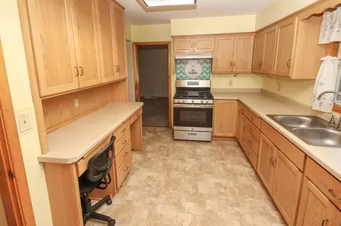 1220 8th Ave N, Saint Cloud, MN 56303 photo 2