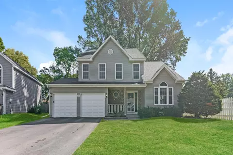 8643 Shiloh Ct, Eden Prairie, MN 55347