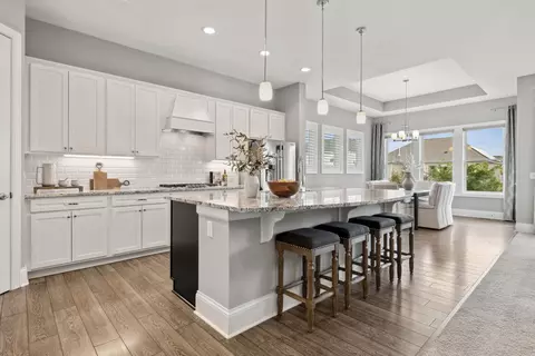 6020 Kimberly Ln N, Plymouth, MN 55446