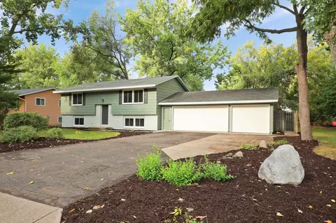 11109 Oregon Ave N, Champlin, MN 55316