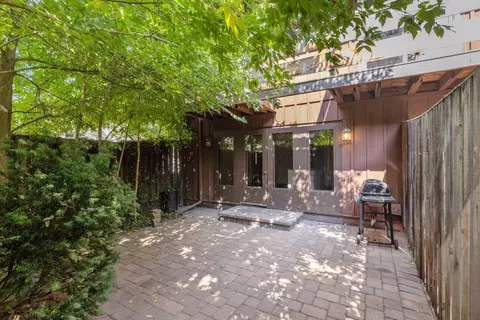 1402 Douglas Ave, Minneapolis, MN 55403