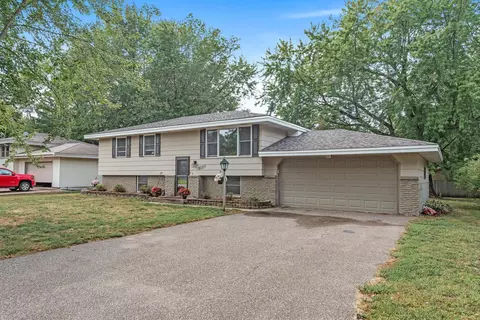 8020 Madison St NE, Spring Lake Park, MN 55432