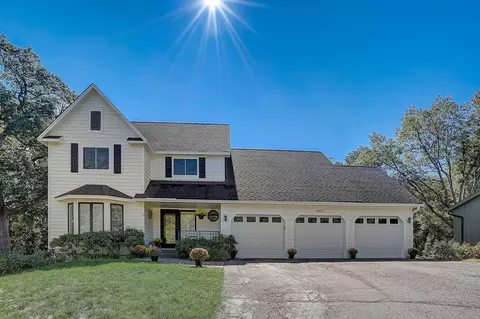6855 Jeremy Ct, Eden Prairie, MN 55346