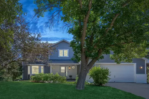 740 Ashley Dr, Chaska, MN 55318