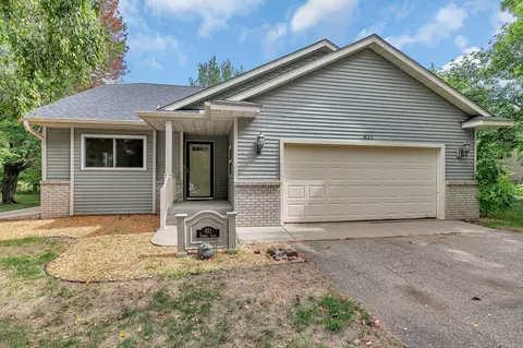821 Sartell Ln, Sartell, MN 56377
