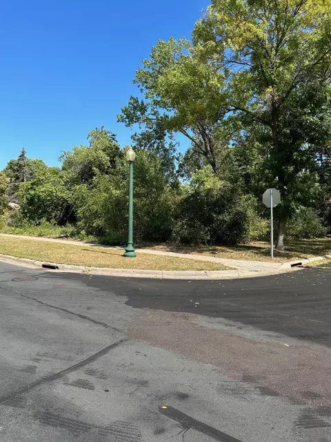41 Nn 119th Ln NW, Coon Rapids, MN 55433