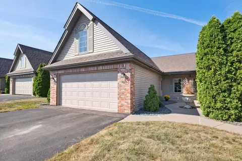 1831 Stone Crk, Hudson, WI 54016