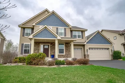 3060 White Pine Way, Stillwater, MN 55082