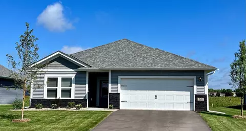 540 Valley Dr W, Annandale, MN 55302