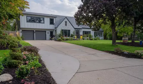 4508 Sunset Rdg, Golden Valley, MN 55416