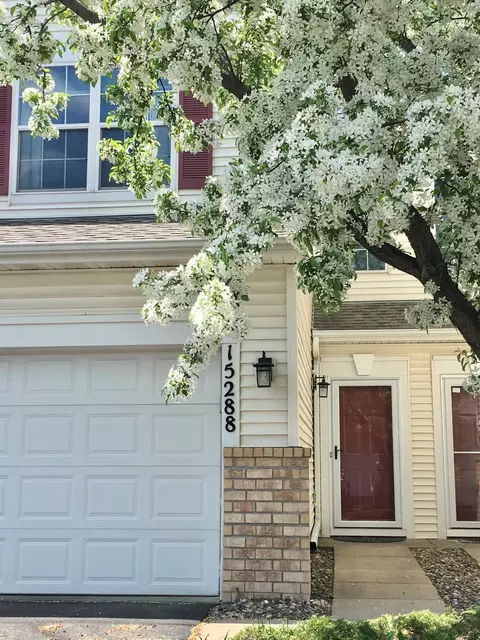 15288 Flower Way #220, Apple Valley, MN 55124