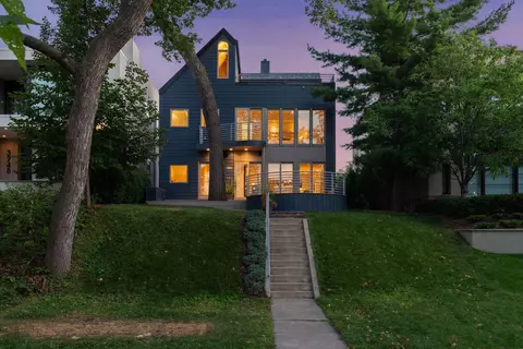 3746 W Bde Maka Ska Pkwy, Minneapolis, MN 55410