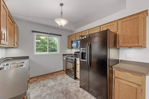 12802 Belle Aire Dr, Champlin, MN 55316 photo 14