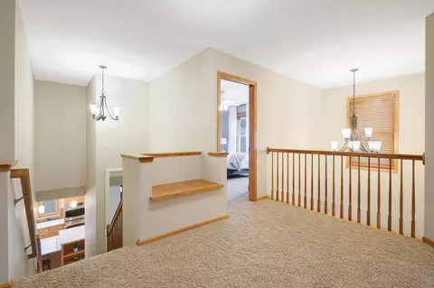 4629 Stonecliffe Dr, Eagan, MN 55122 photo 19