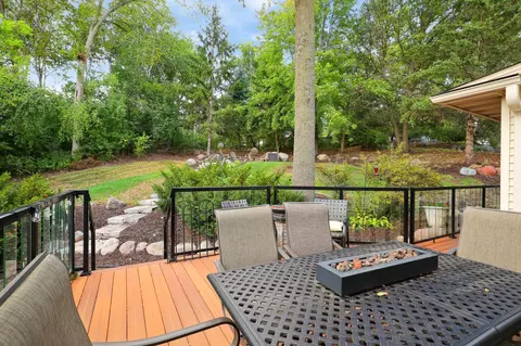 4629 Stonecliffe Dr, Eagan, MN 55122 photo 41