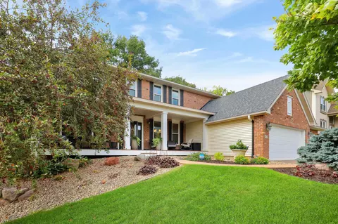 4629 Stonecliffe Dr, Eagan, MN 55122