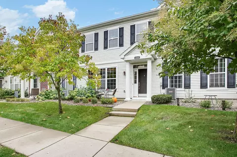 1243 Terrace Ave #411, Maplewood, MN 55109