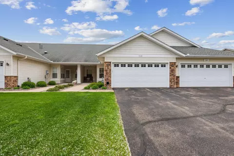 7327 Timber Crest Dr S, Cottage Grove, MN 55016