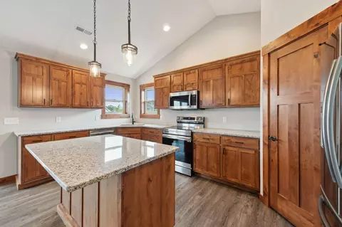 740 161st St, Hammond, WI 54015