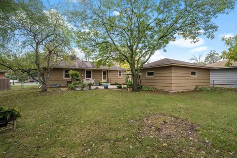 40 E 94 12 St, Bloomington, MN 55420 photo 44