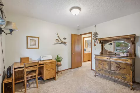 40 E 94 12 St, Bloomington, MN 55420 photo 24