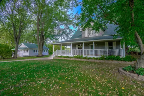 1688 Rush Point Dr W, Stanchfield, MN 55080