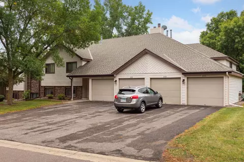 12221 42nd Ave N, Plymouth, MN 55441