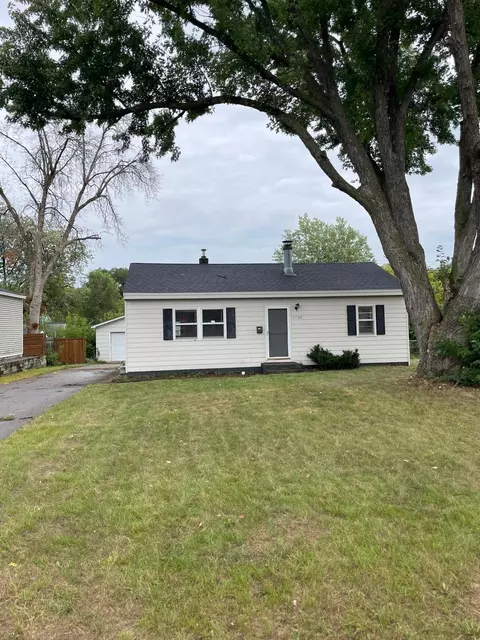 5708 Brunswick Ave N, Crystal, MN 55429