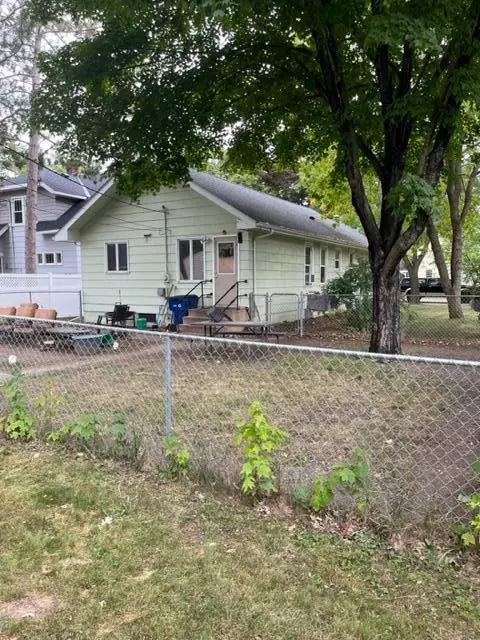 922 9th Ave SE, Saint Cloud, MN 56304 photo 2