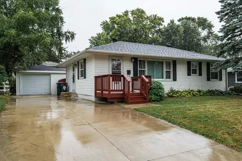 3923 5th St NW, Rochester, MN 55901