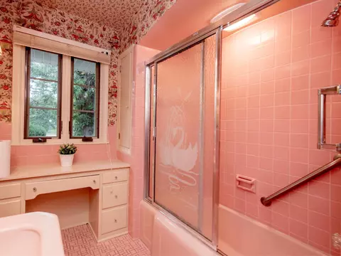 8915 River Ridge Rd, Bloomington, MN 55425 photo 33