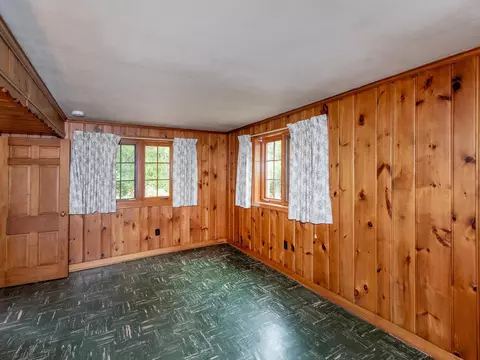 8915 River Ridge Rd, Bloomington, MN 55425 photo 46