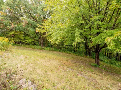 8915 River Ridge Rd, Bloomington, MN 55425 photo 54