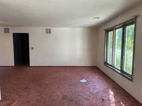 502 9th St SW, Braham, MN 55006 photo 13