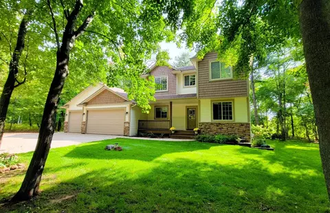 4632 Verde Valley Rd NW, Oak Grove, MN 55303