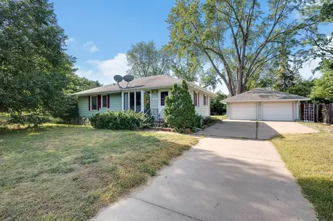 2374 Brighton Ln, New Brighton, MN 55112