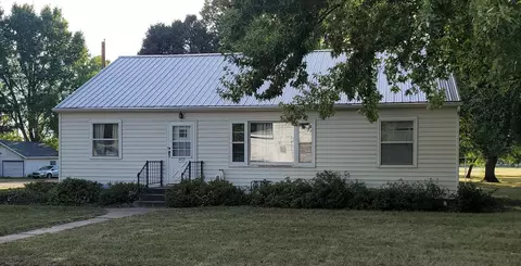 400 5th St N, Butterfield, MN 56120