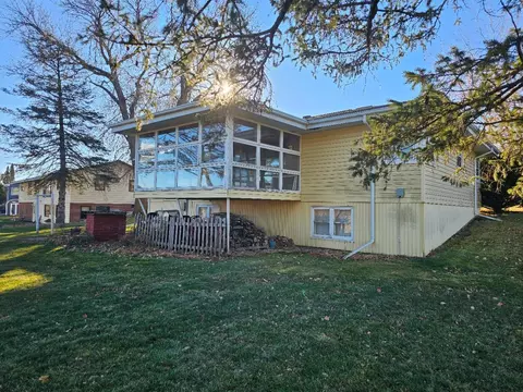 813 Des Moines Dr, Windom, MN 56101 photo 20