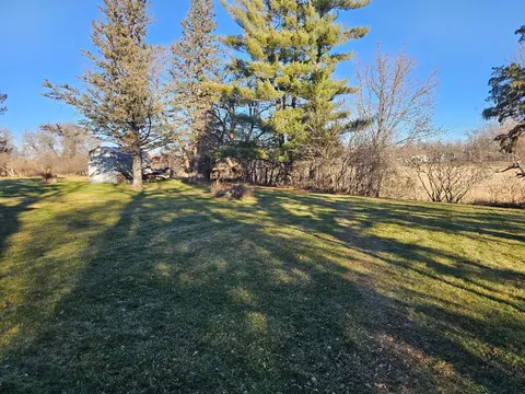 813 Des Moines Dr, Windom, MN 56101 photo 23