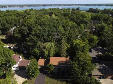 971 11th Ave SE, Forest Lake, MN 55025