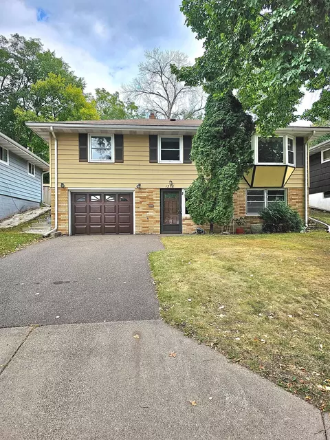 1376 Burr St, Saint Paul, MN 55130