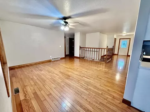 103 Cherrywood Dr, Mabel, MN 55954 photo 3