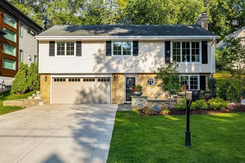 5429 Halifax Ln, Edina, MN 55424