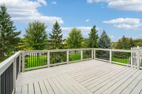 7455 Hampton Ln, Shakopee, MN 55379