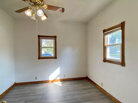 219 Lowell St E, Le Roy, MN 55951 photo 14